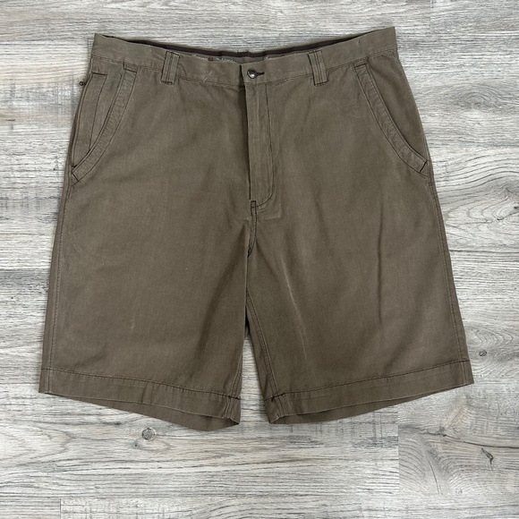Tommy Bahama Men's Silk/Cotton Blend Shorts Sz 38 - Picture 1 of 6